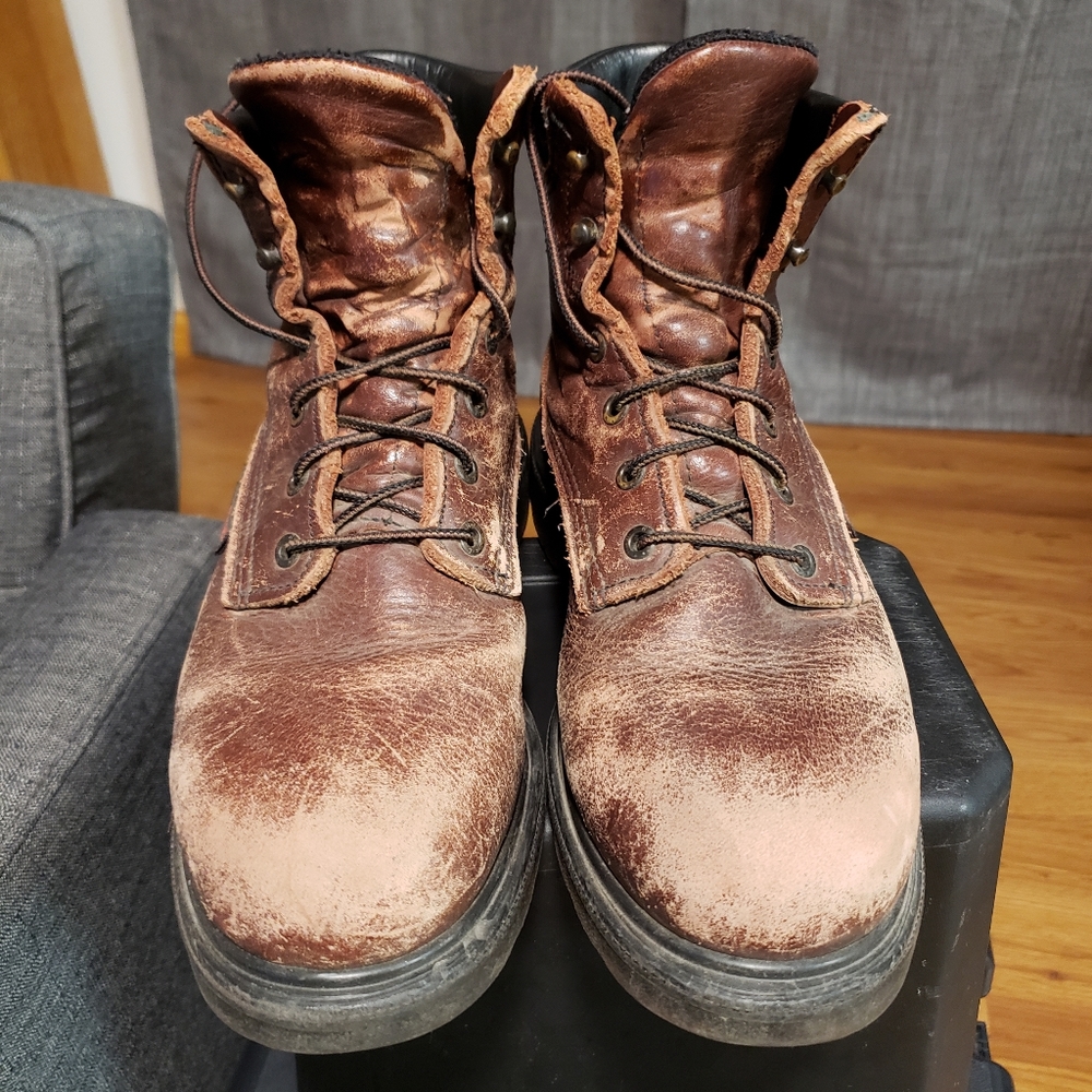 Mens size 8 red wing boots